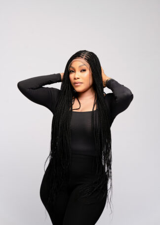 Knotless Braids Noir Intense – Full Lace Premium